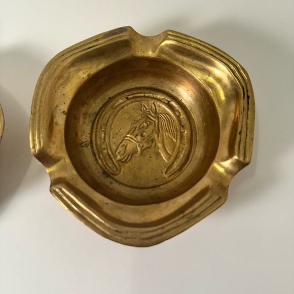 Set Of Two Bronze Horse Cigar Ashtray Horseshoe Equine Vide Poche Dishes RARE - Picture 4 of 6